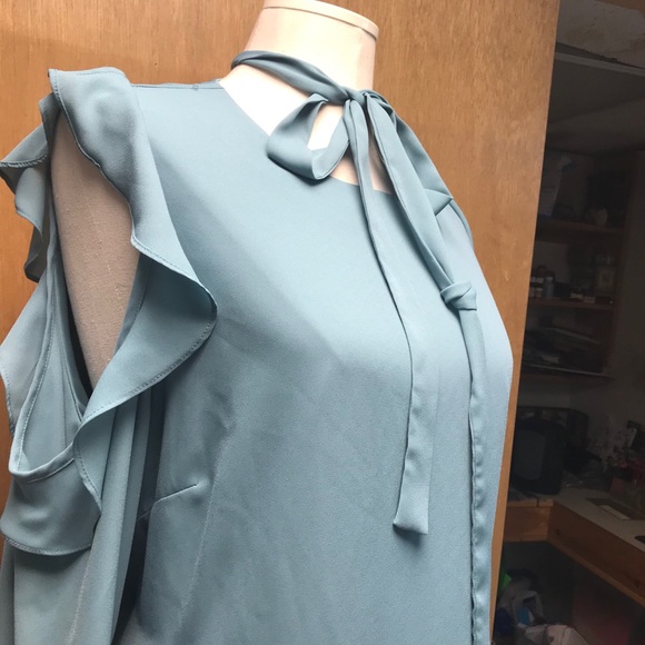 NWT Gianni Bini pale blue ruffled sleeve dress - Picture 6 of 11